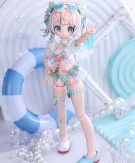 CALEMBOU Sugary Girls accessories showcase styling possibilities.