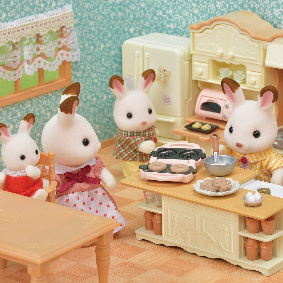 Calico Critters Kitchen Island play area supports imaginative meals.