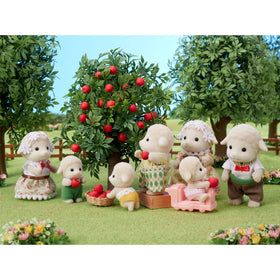 Calico Critters Sheep Family sister Lona reading to younger siblings for care.