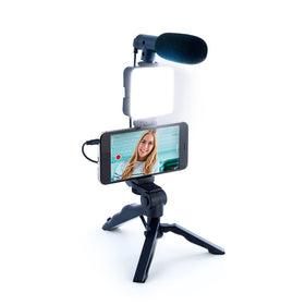 Canal Toys Studio Creator Podcast Kit 3.5mm cable ensures reliable connections to devices.