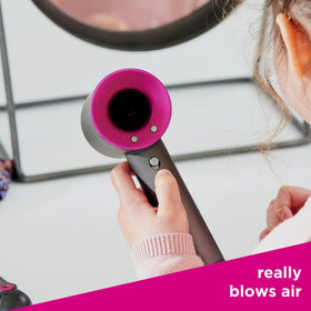 Casdon Dyson toy straightener diffuser for added realism during play.