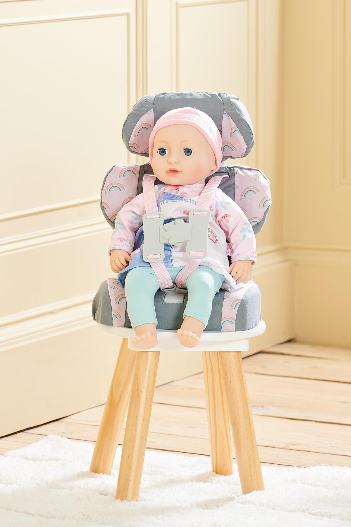 Casdon grey car booster seat Huggle buckles provide easy secure fastening without pinching