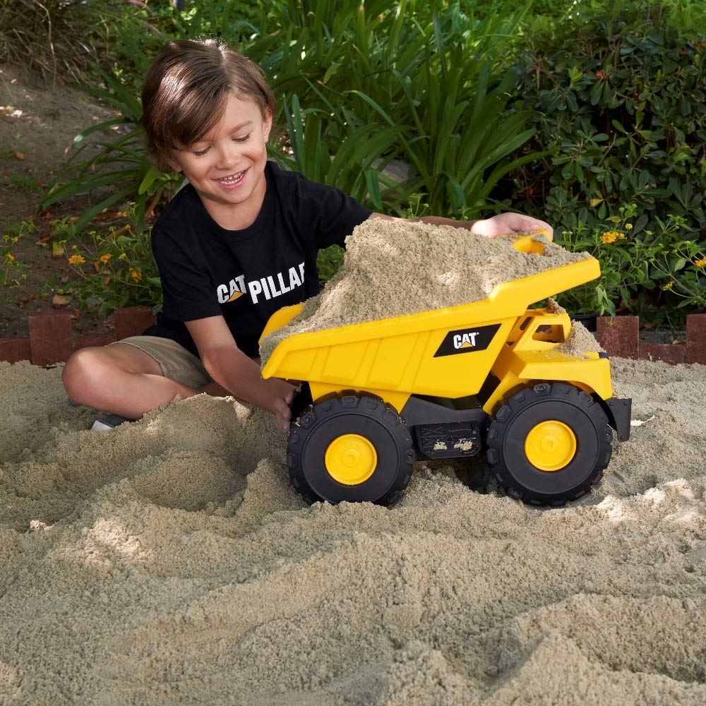 CAT Construction Tough Rigs gift idea for young builders aged 2 and up.