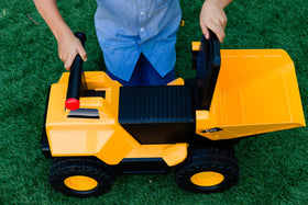 CAT Play and Ride construction zone lights and sounds with adjustable knob for immersive play