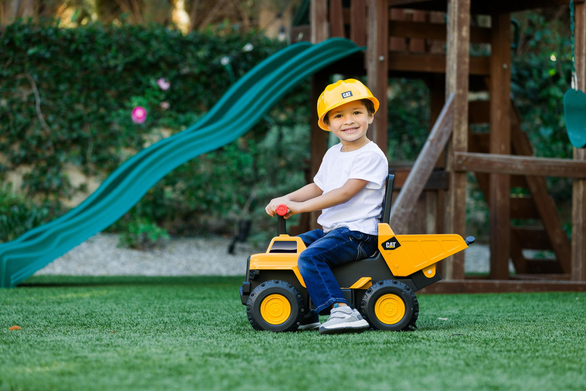 CAT Play and Ride foot-to-floor ride mode enables independent propulsion for kids