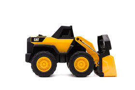 Cat Real Steel Wheel Loader scoop action demonstrates material transfer in play