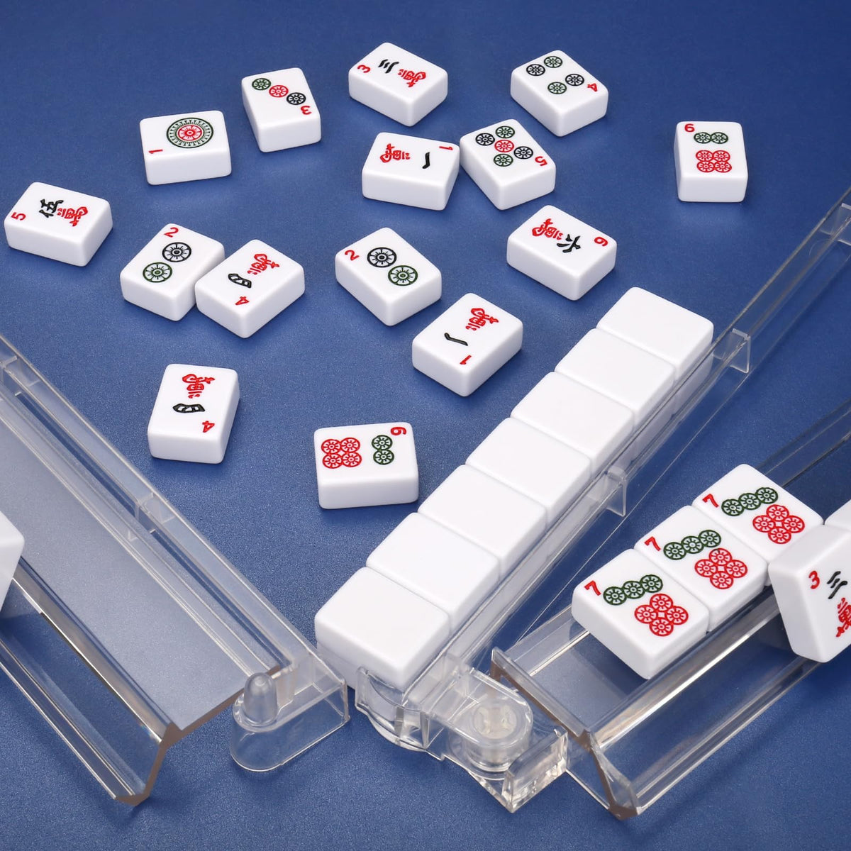 CAYOULR rotating pushers enable easy positioning during fast rounds.
