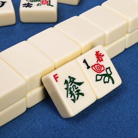 Cedilis Mahjong dice pair ready for game play