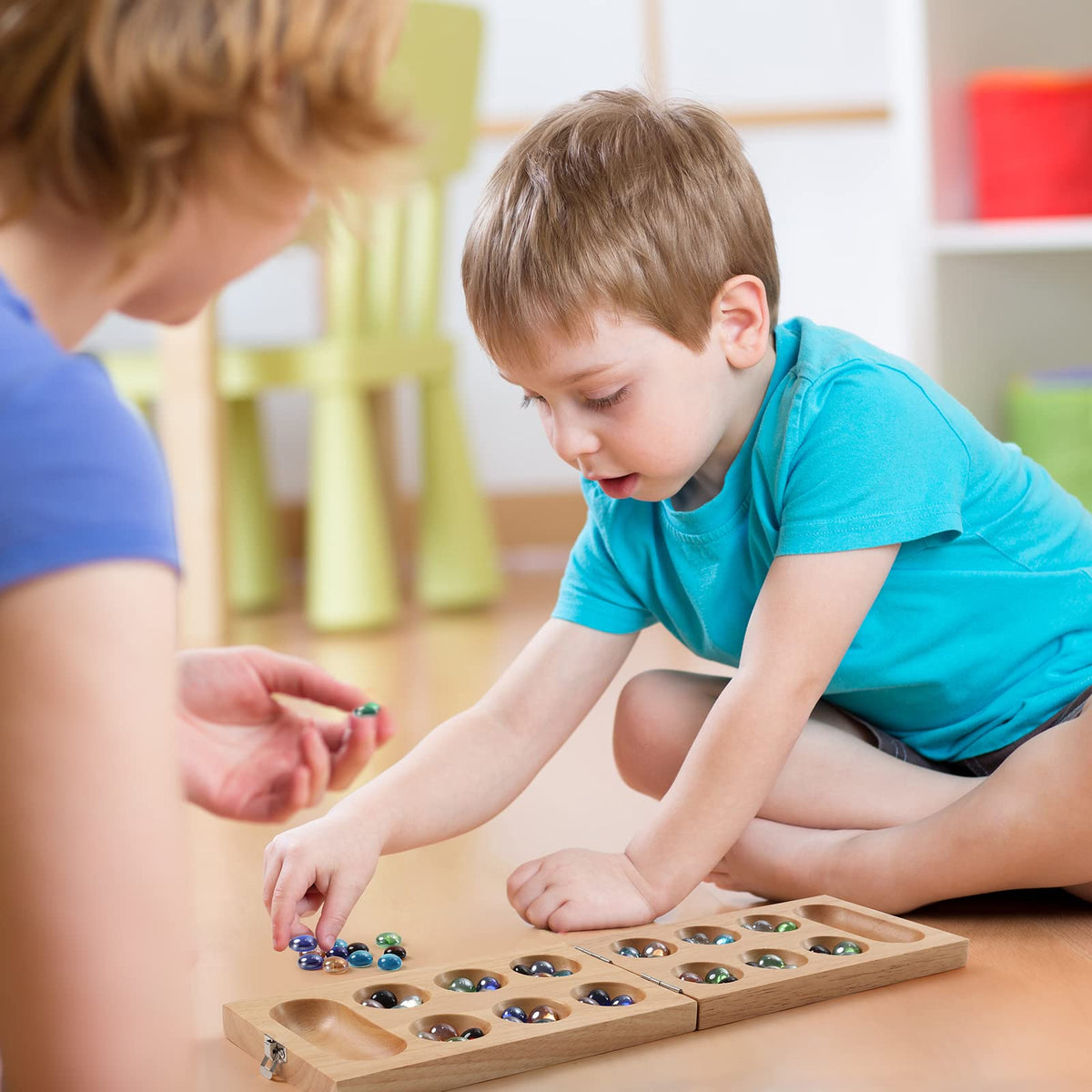 Ceebyfa Mancala makes a gift-ready, family-friendly game night option