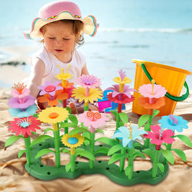 CENOVE safe, BPA-free garden toy ideal for toddler hands
