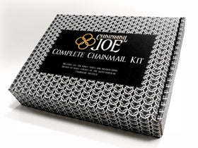 Chainmail Joe Complete Kit with 23k bright aluminum rings for versatile weaving.