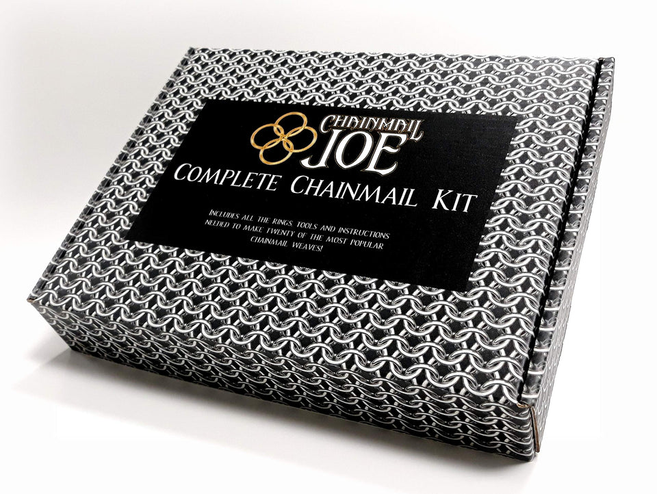 Chainmail Joe Complete Kit with 23k bright aluminum rings for versatile weaving.