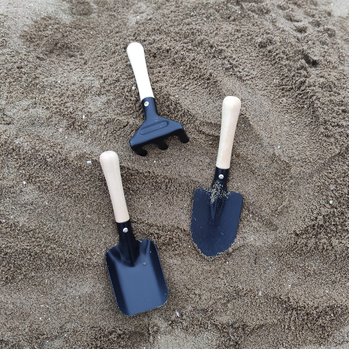 CHEERBANK toddler-size tools, right fit for small hands and first gardening tasks