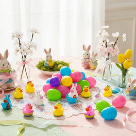 Cherislpy child-safe rubber ducks, non-toxic and easy to clean bath toys.
