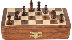 ChessBazar two-player setup ideal for on-the-go matches.