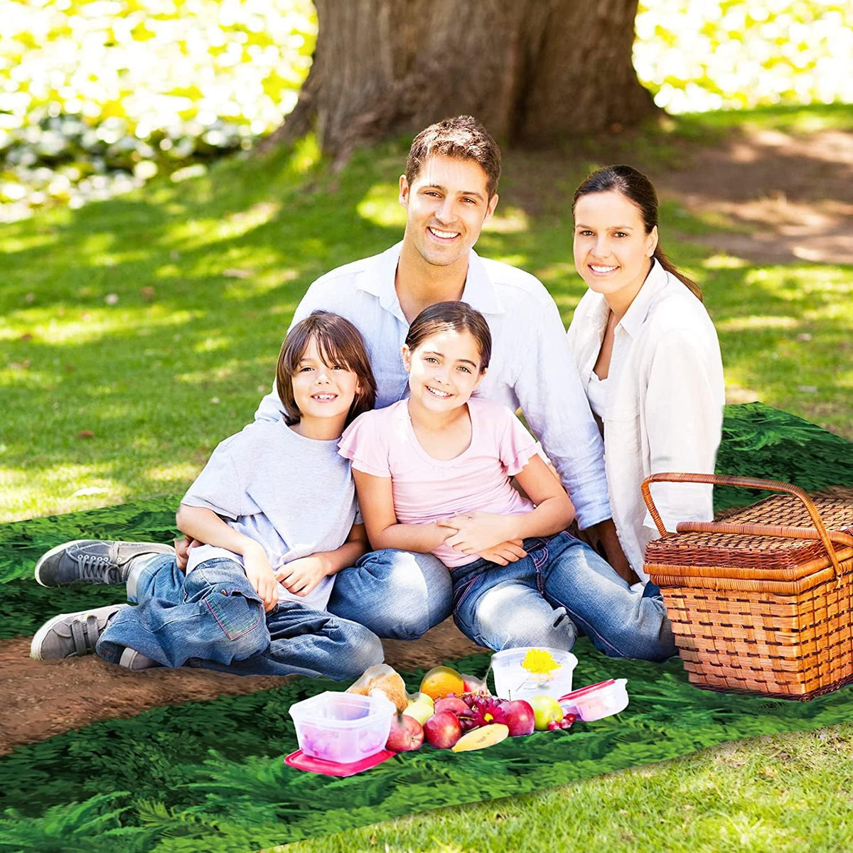 Chiazllta easy-clean forest-path tablecloth simplifies post-party cleanup.