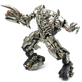 chingbor Deformation Robot Toy in robot mode supports dynamic storytelling