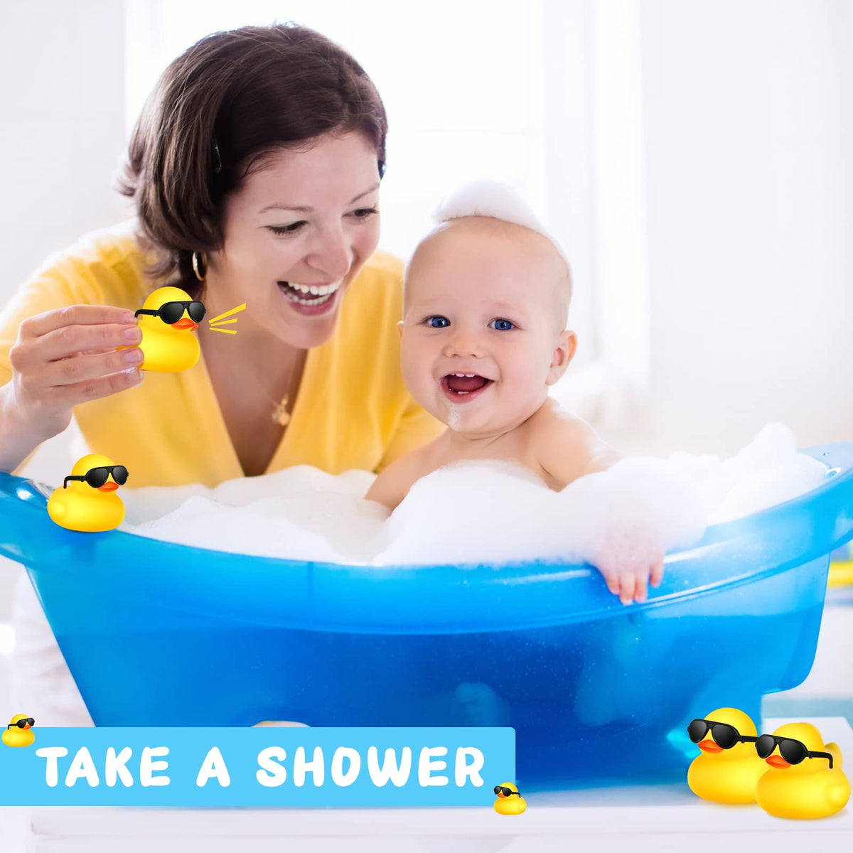 Chivao floating duck ready for water play and exploration.