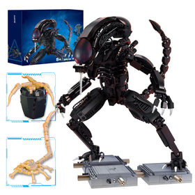 CHUANGPIN Xenomorph figure front view, ideal for display and collection.