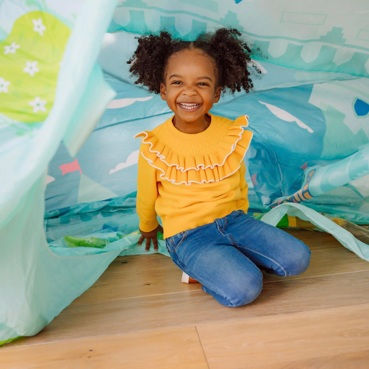 Chuckle & Roar ages 3+ castle, safe imaginative play for little royals.