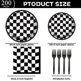 CHUNNIN dessert plates pair with treats, enabling easy serving.