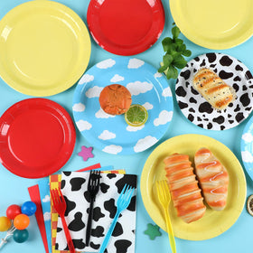 CHUNNIN cow print sky-blue cloud design enhances playful party aesthetics