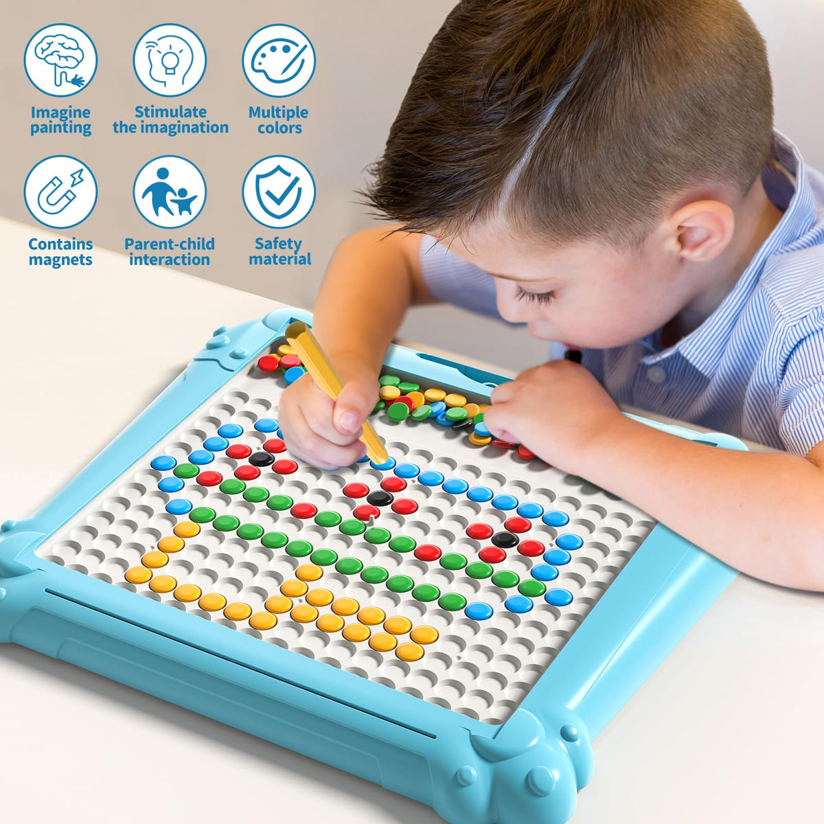 Ci Vetch 2-in-1 drawing board with stand for comfortable tabletop play.