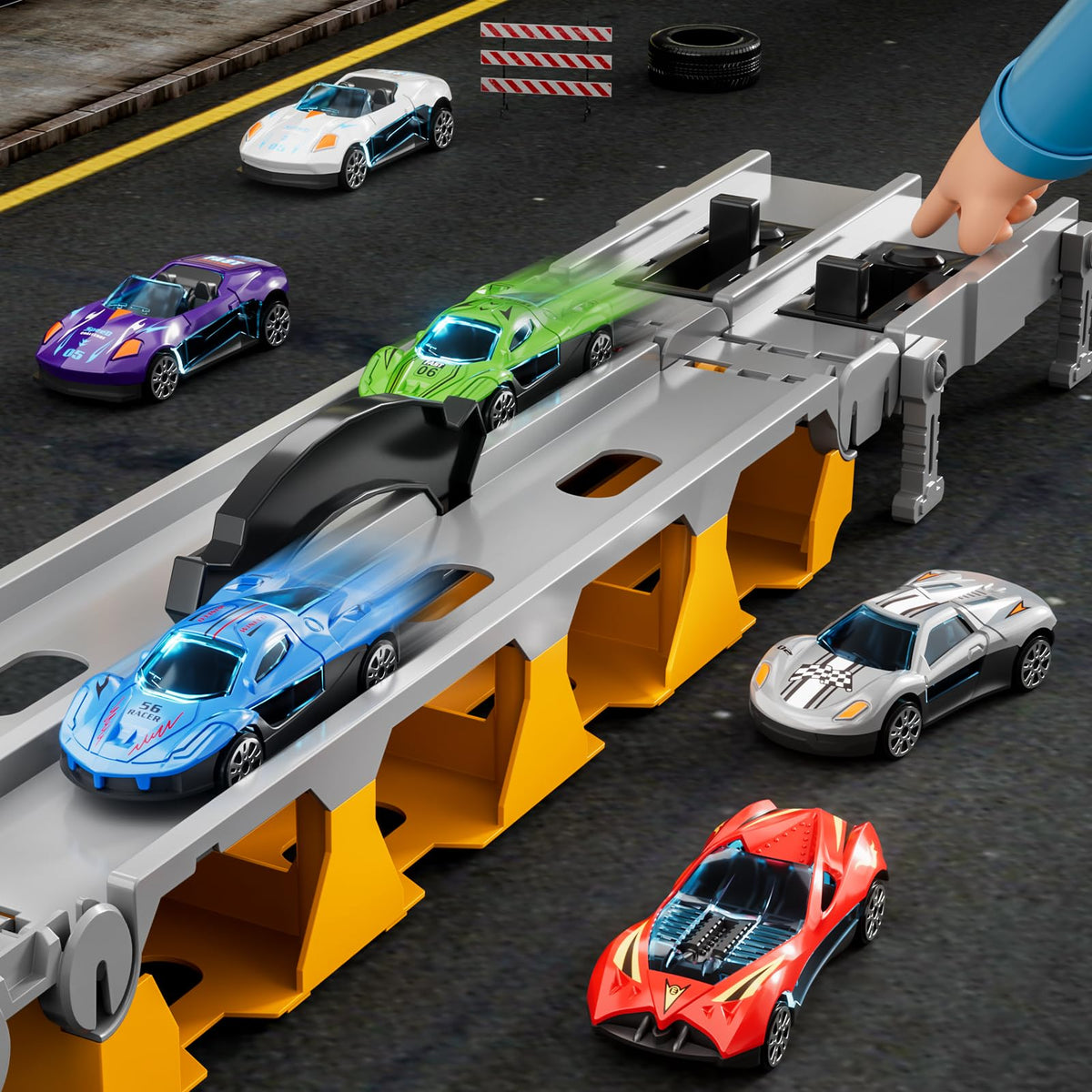 Ci Vetch portable handle and foldable track for storage.