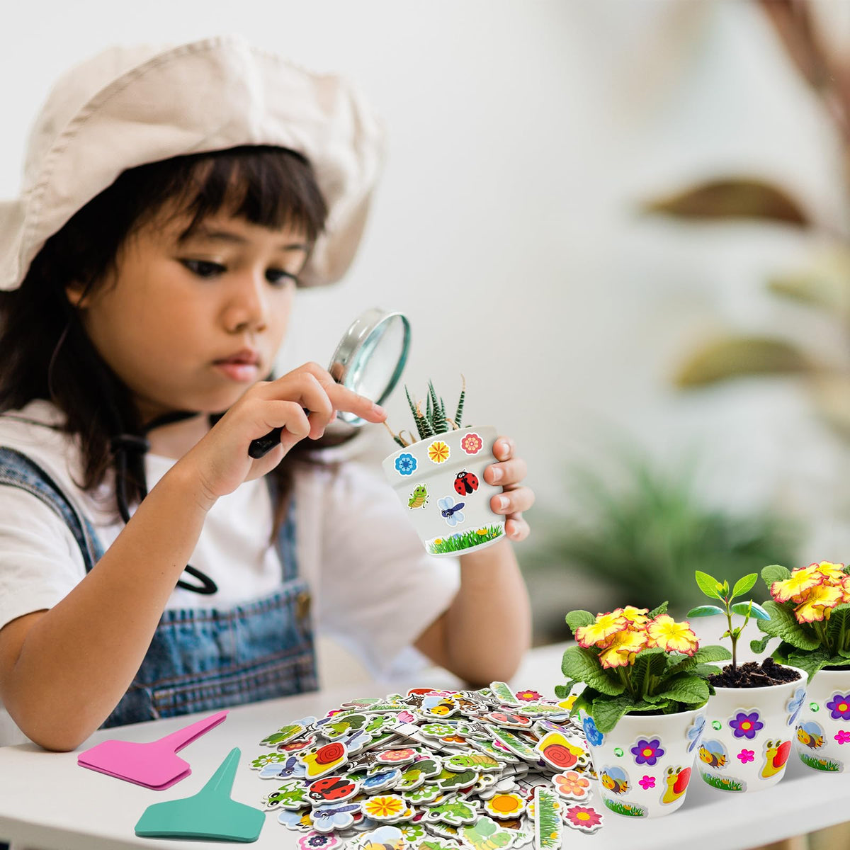 Cinrobiye classroom party activity for hands-on DIY decoration.