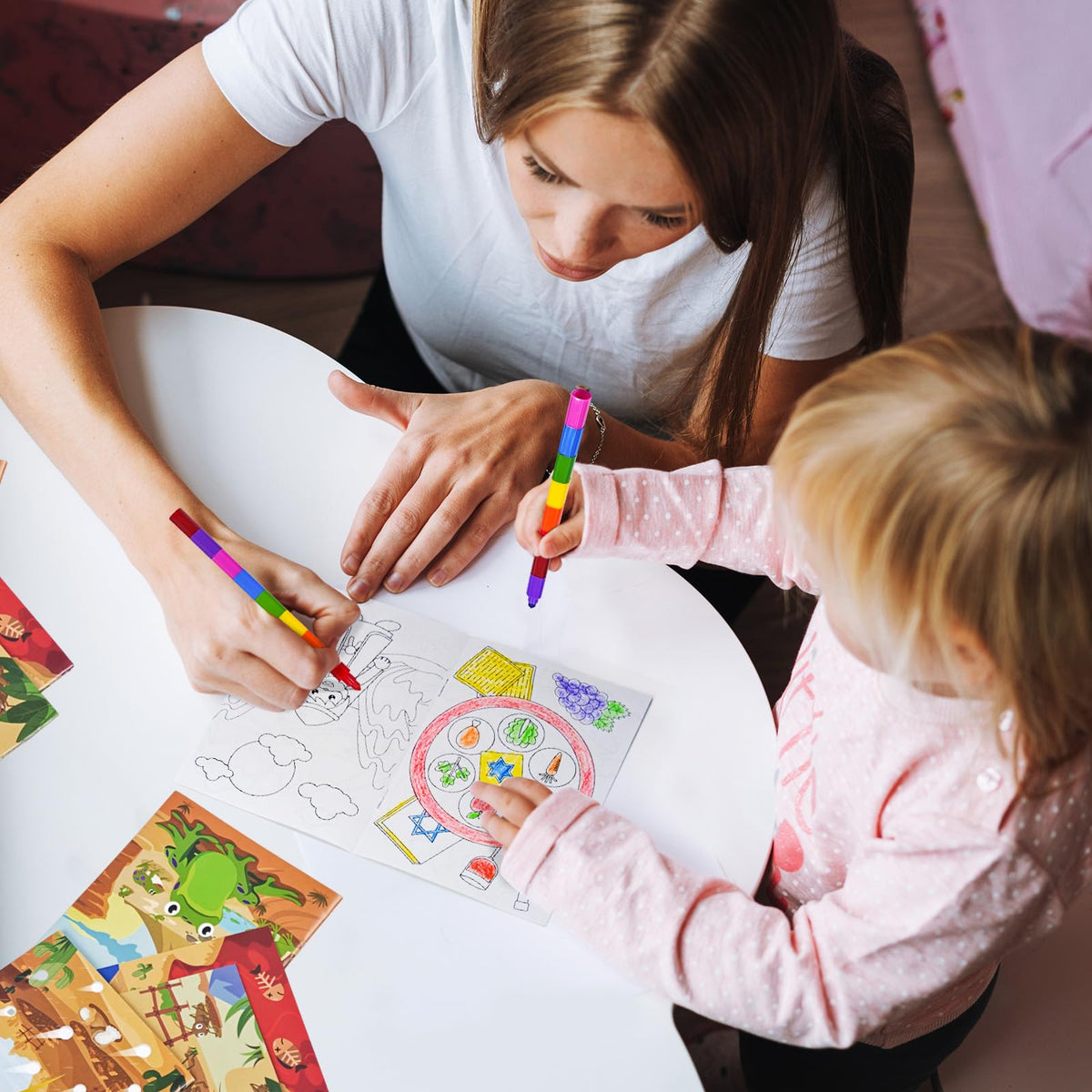 Cinrobiye Pesach holiday gift set adds festive arts and crafts.