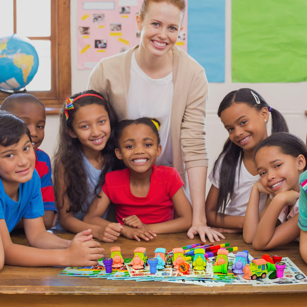 Cinrobiye pull-back train pieces encourage speedy, energetic play ideas.