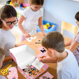 CiyvoLyeen kid-safe needle image showcases safe tools for tiny hands to sew