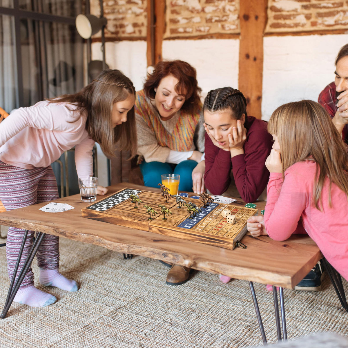 Classic Decor derby race game cards for exciting betting-style play