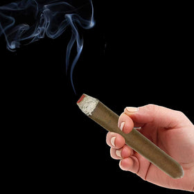 CLESEN Puff Cigar close-up showing fake smoke for film shoots