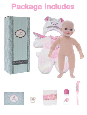 Cloveray Drayla fits newborn clothes for quick dress-up changes