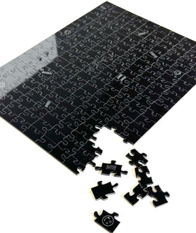 CM Originals Clearly Impossible 500-piece puzzle offers mid-range difficulty with intense color-matching.