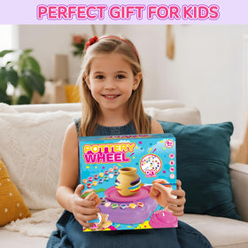 Cmiolacuna kid-friendly crafting kit is a great gift idea.