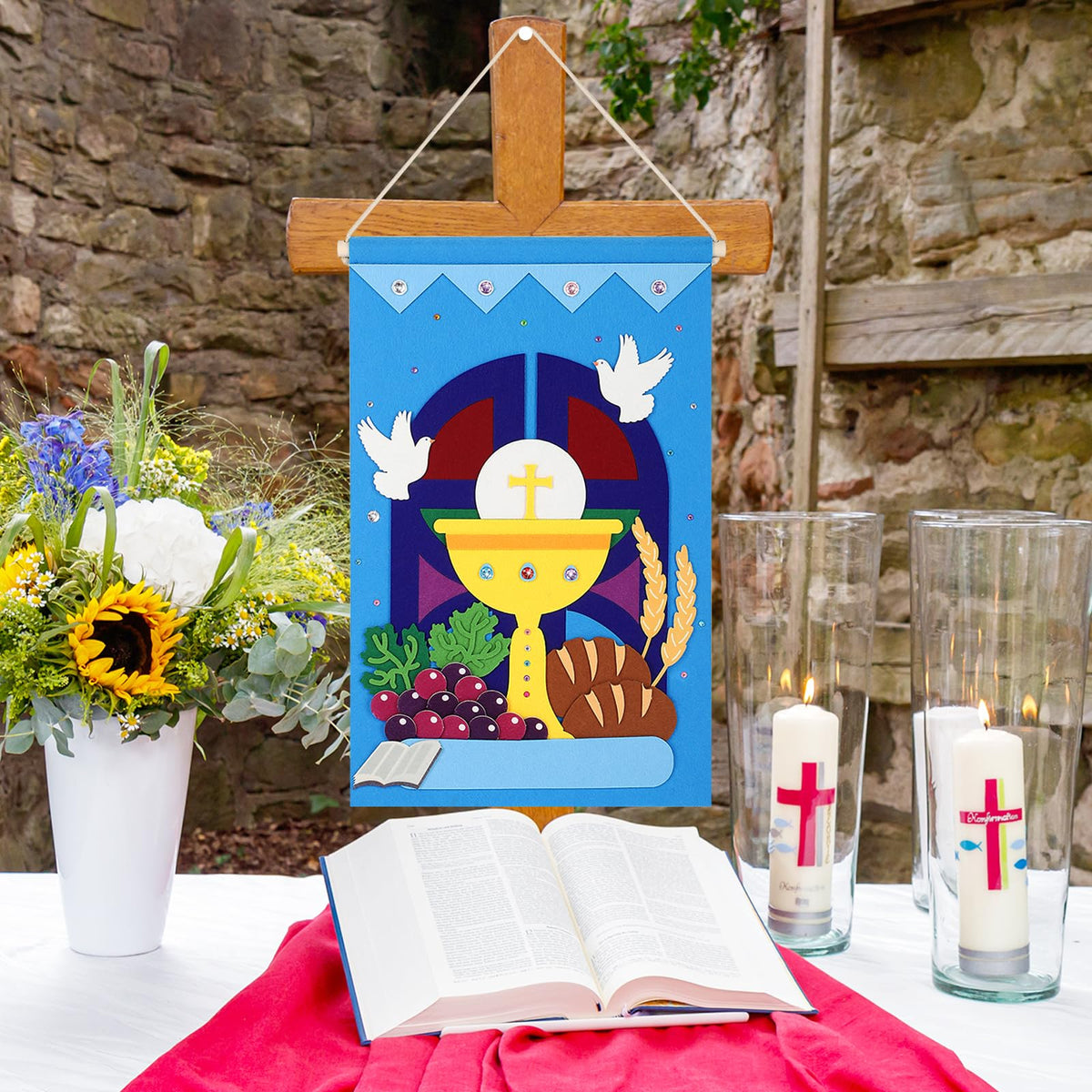 COCHIE wooden stick and banners ready for easy hanging.