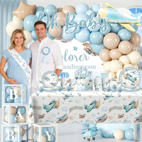 Cocomigo balloon decorations brighten the party with sky-blue accents.