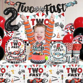 cocomigo Two Fast napkins and cups facilitates tidy, kid-friendly setup