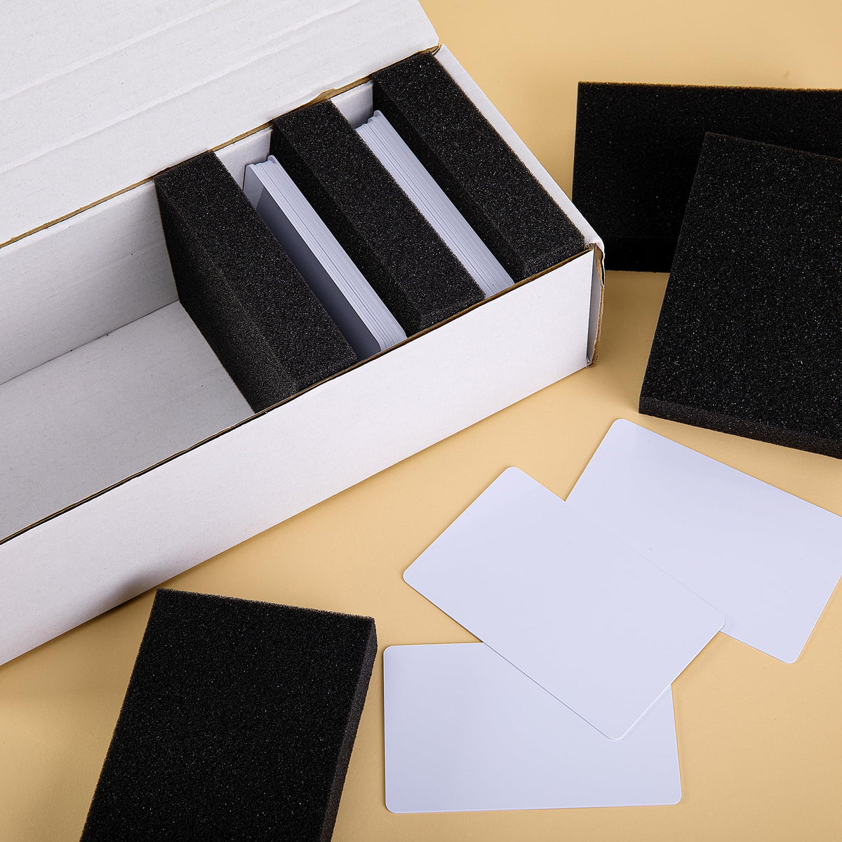 Codree sponge dividers protect cards from scratches and wear