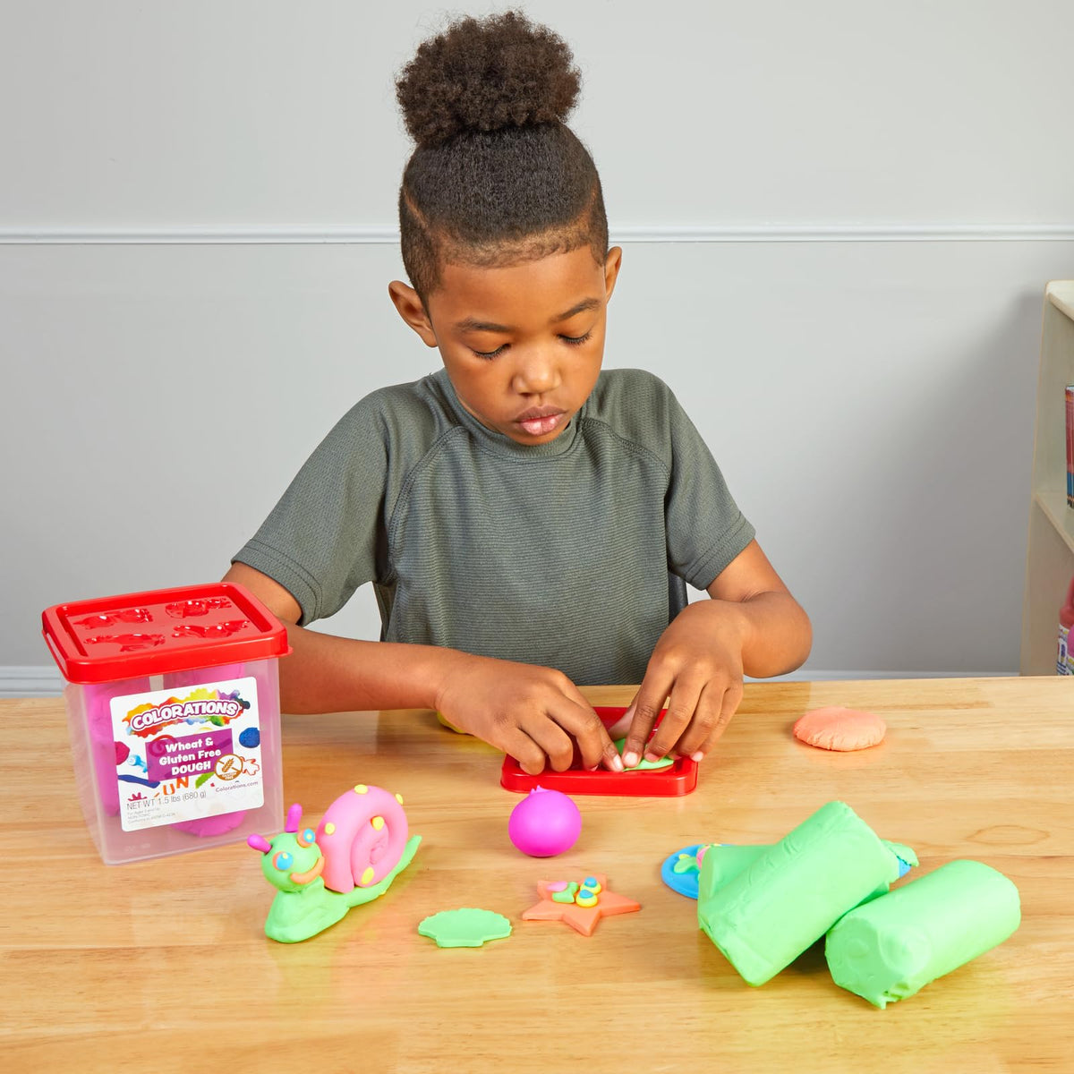 Colorations classroom-pack dough set showcases all six colors for classroom use