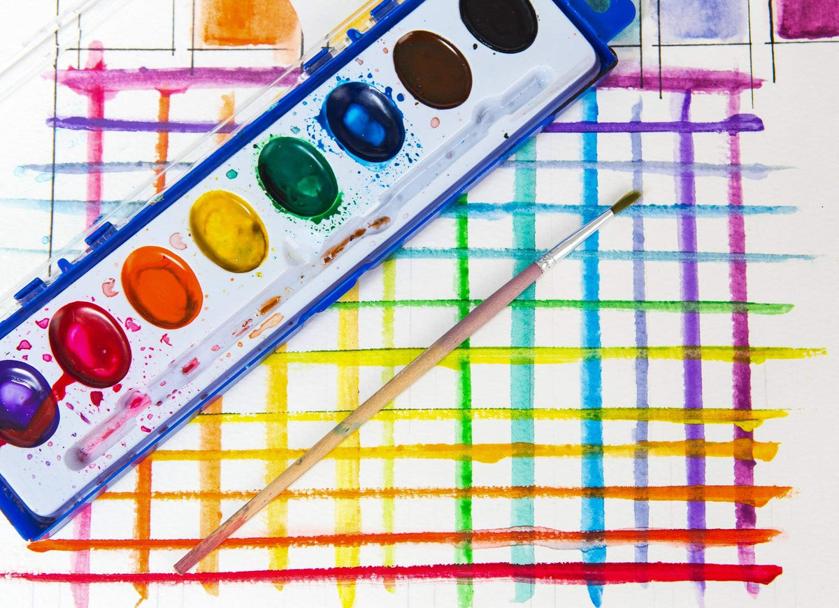 Color Swell compact bulk set supports organized art supplies.