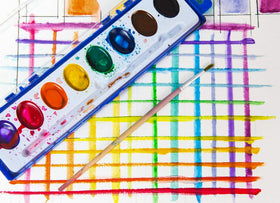 Color Swell compact bulk set supports organized art supplies.