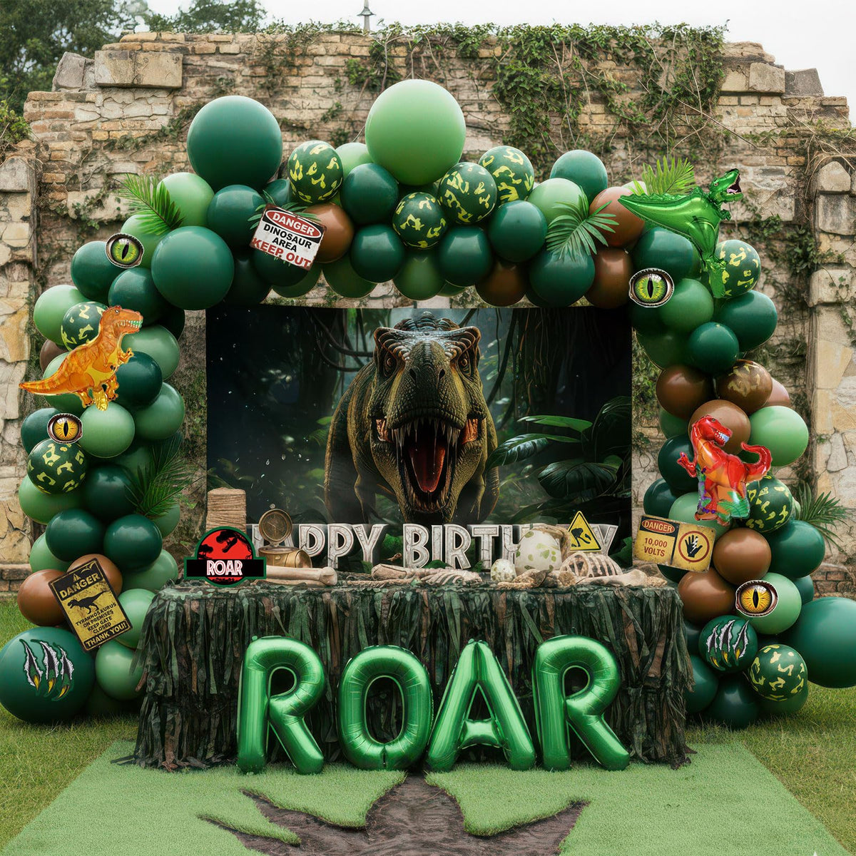 ColorToyz jungle-camo print balloons enhance the adventurous mood for outdoor setups
