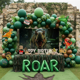 ColorToyz jungle-camo print balloons enhance the adventurous mood for outdoor setups