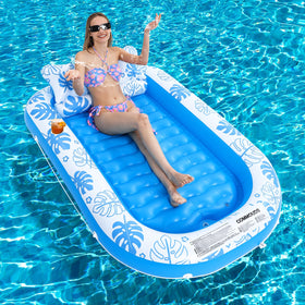 COMMOUDS SkyBlue float ideal for backyard pool parties and trips