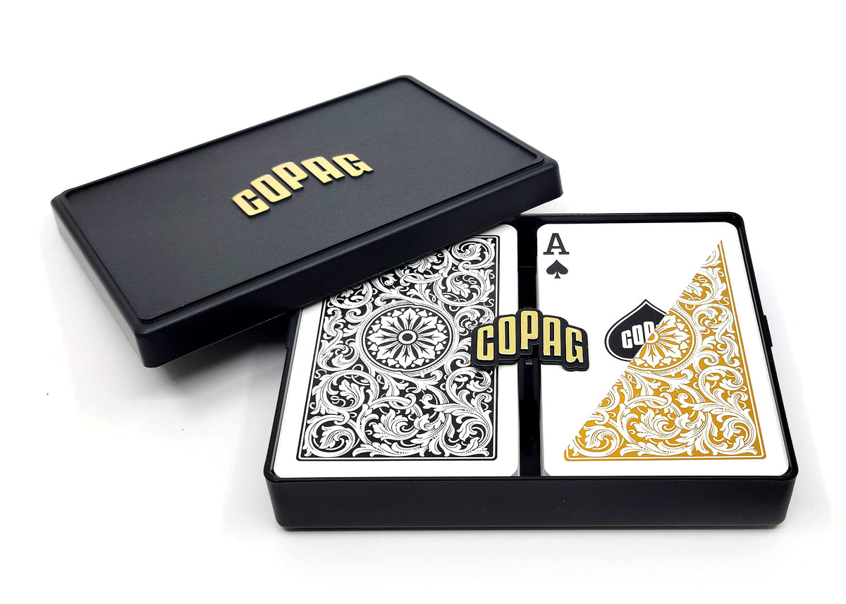 Copag 1546 hard-case protects the cards for travel and storage.