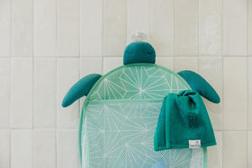 Copper Pearl Oceana quick-dry mesh design promotes fast airflow for bath toys.