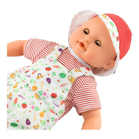 Hang tab lets you air-dry the doll after water play.